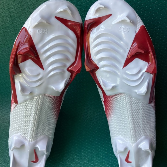 Nike Vapor Edge Pro 360 ‘White University Red’ - Picture 8 of 8